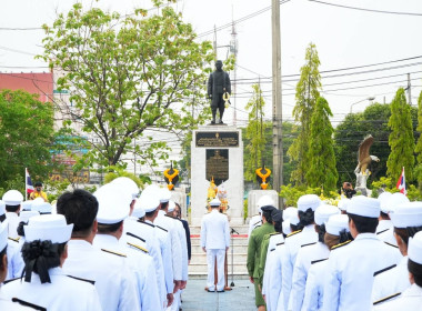 พิธีวางพานพุ่มดอกไม้สดถวายราชสักการะ ... พารามิเตอร์รูปภาพ 8
