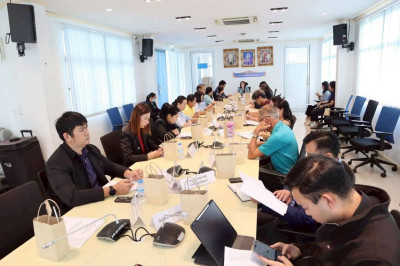 ประชุมคณะทำงานควบคุมตรวจสอบและบริหารจัดการสินค้าสิ่งบ่งชี้ทางภูมิศาสตร์ (GI) ไทย จังหวัดฉะเชิงเทรา ครั้งที่ 2/2568 สินค้า 2 รายการ ได้แก่ปลากะพงขาวยักษ์แปดริ้ว และข้าวหอมจันทร์ฉะเชิงเทรา ... พารามิเตอร์รูปภาพ 1