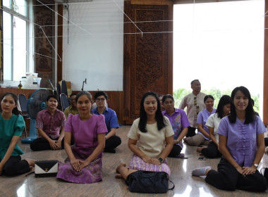 ถวายเทียนพรรษาและผ้าอาบน้ำฝน เนื่องในเทศกาลวันเข้าพรรษา ... พารามิเตอร์รูปภาพ 6