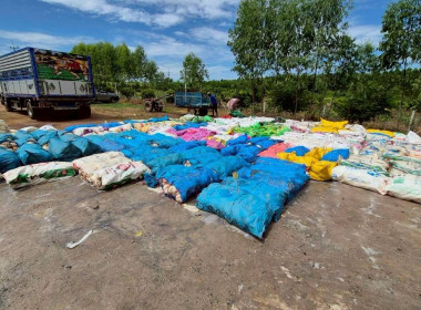 ลงพื้นที่จุดรวบรวมยางของสหกรณ์การเกษตรบ้านนายาวสามัคคี ... พารามิเตอร์รูปภาพ 10
