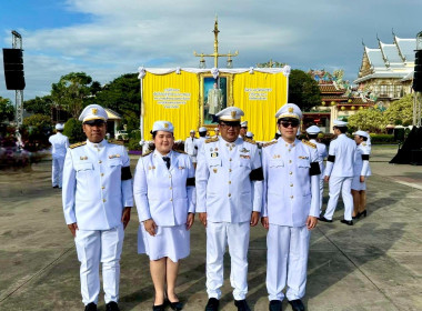เข้าร่วมพิธีเจริญพระพุทธมนต์และทำบุญตักบาตร ... พารามิเตอร์รูปภาพ 14