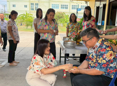 กิจกรรมทำบุญสำนักงานและรดน้ำดำหัวท่านสหกรณ์จังหวัด 💦วันที่ ... พารามิเตอร์รูปภาพ 10