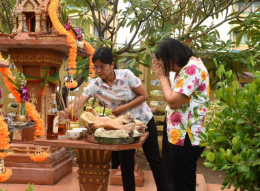 กิจกรรมทำบุญสำนักงานและรดน้ำดำหัวท่านสหกรณ์จังหวัด 💦วันที่ ... พารามิเตอร์รูปภาพ 1