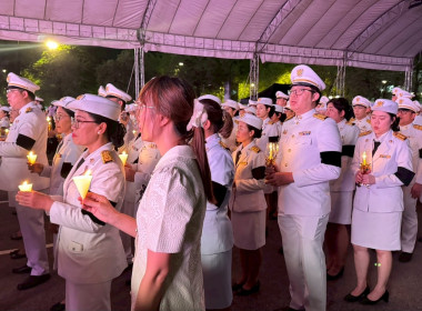 พิธีถวายเครื่องราชสักการะและวางพานพุ่ม ... พารามิเตอร์รูปภาพ 1