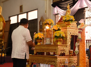 ถวายเทียนพรรษาและผ้าอาบน้ำฝน เนื่องในเทศกาลวันเข้าพรรษา ... พารามิเตอร์รูปภาพ 4