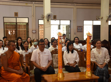 ถวายเทียนพรรษาและผ้าอาบน้ำฝน เนื่องในเทศกาลวันเข้าพรรษา ... พารามิเตอร์รูปภาพ 6