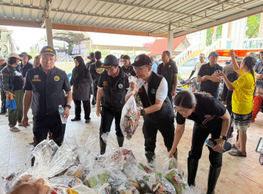 ลงพื้นที่ติดตามสถานการณ์อุทกภัยและบูรณาการบริหารจัดการน้ำในพื้นที่ฉะเชิงเทรา นำโดย นางสาวปิยะรัฐชย์ ติยะไพรัช รัฐมนตรีช่วยว่าการกระทรวงเกษตรและสหกรณ์ ... พารามิเตอร์รูปภาพ 12