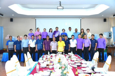 สำนักงานสหกรณ์จังหวัดฉะเชิงเทรร่วมเป็นเจ้าภาพจัดการประชุมสภากาแฟ ประจำปีงบประมาณ 2567 ครั้งที่ 4 โดยมี นายชลธี ยังตรง ผู้ว่าราชการจังหวัดฉะเชิงเทรา เป็นประธานในพิธี ณ โครงการชลประทานฉะเชิงเทรา ... พารามิเตอร์รูปภาพ 1
