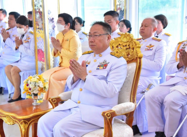 เข้าร่วมพิธีเจริญพระพุทธมนต์ พิธีทำบุญตักบาตรถวายพระราชกุศล ... พารามิเตอร์รูปภาพ 8